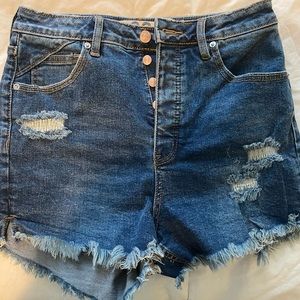 Free People “curvy” high waisted Denim shorts